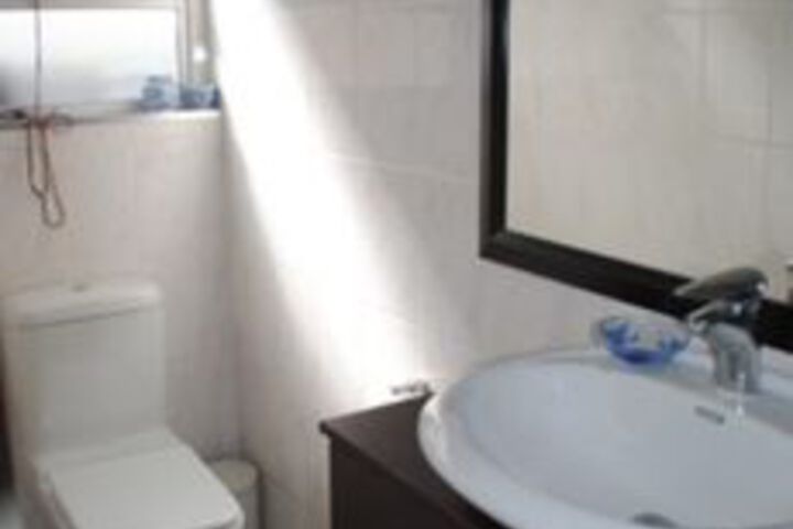 Room 2 of 23