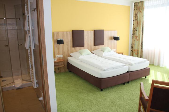 Room 18 of 47