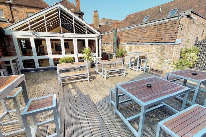 Terrace/Patio 19 of 33
