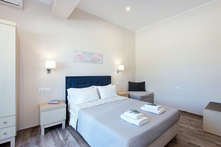 Room 2 of 57
