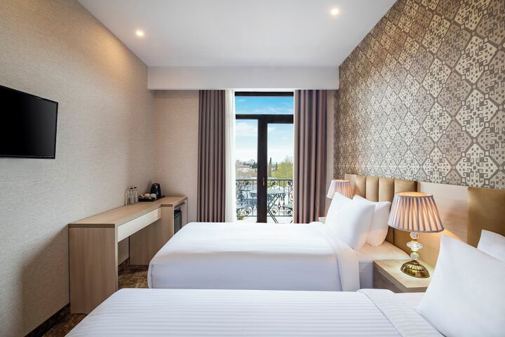 Room 21 of 51