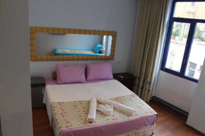 Room 120 of 137
