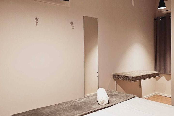 Room 7 of 24
