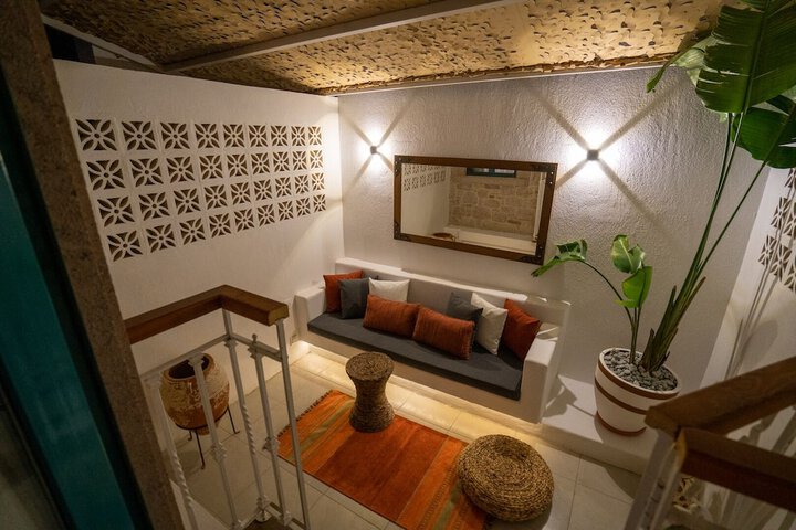 Room 49 of 73