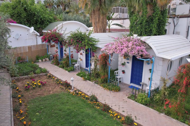 Room 4 of 26