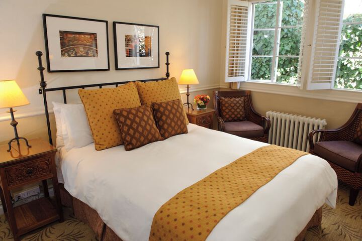 Room 9 of 31