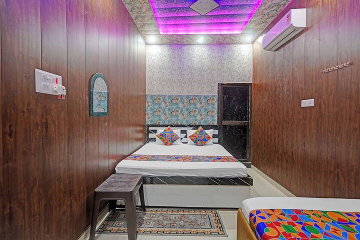 Room 15 of 27