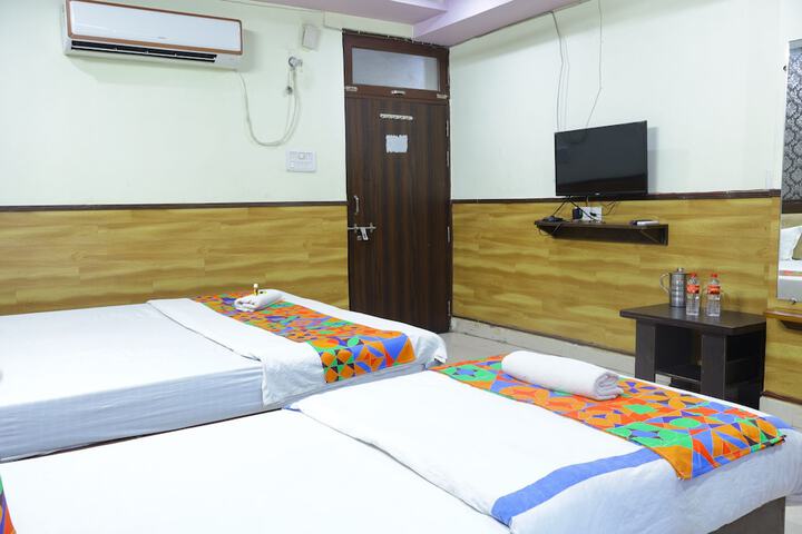Room 28 of 41