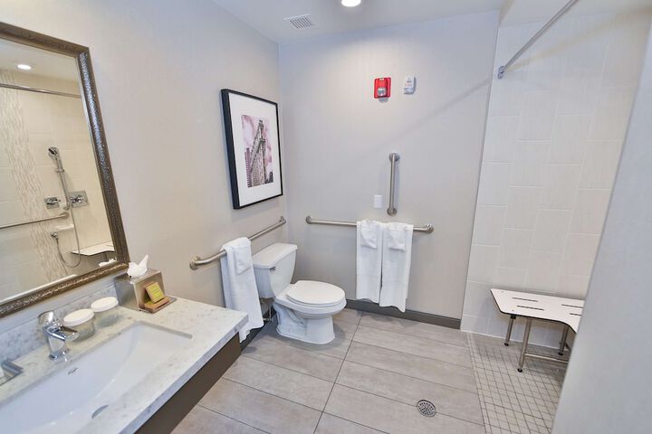 Bathroom shower