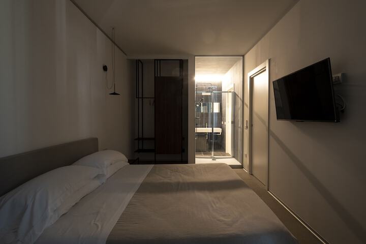 Room 45 of 160