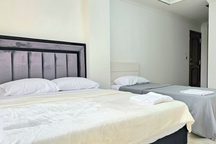 Room 8 of 30