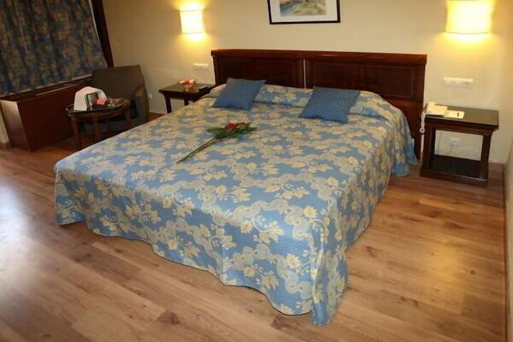 Room 4 of 23