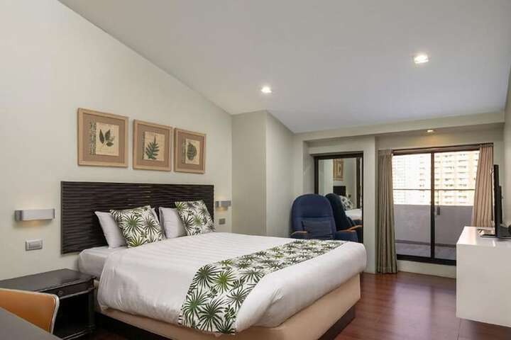 Room 16 of 59