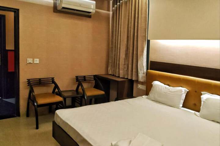 Room 54 of 57