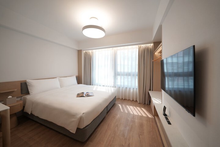 Room 16 of 41