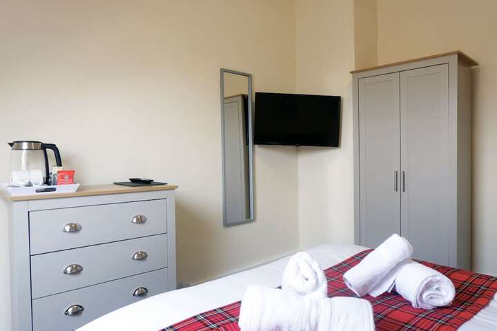 Room 11 of 63