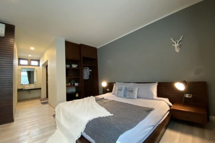 Room 21 of 94