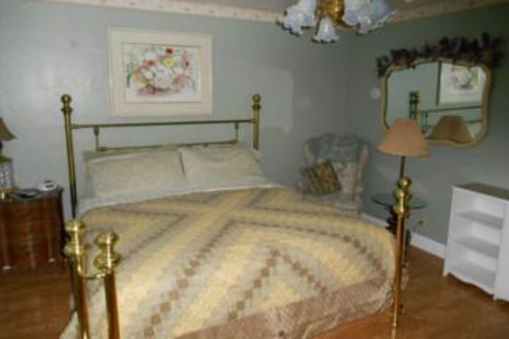 Room 30 of 51