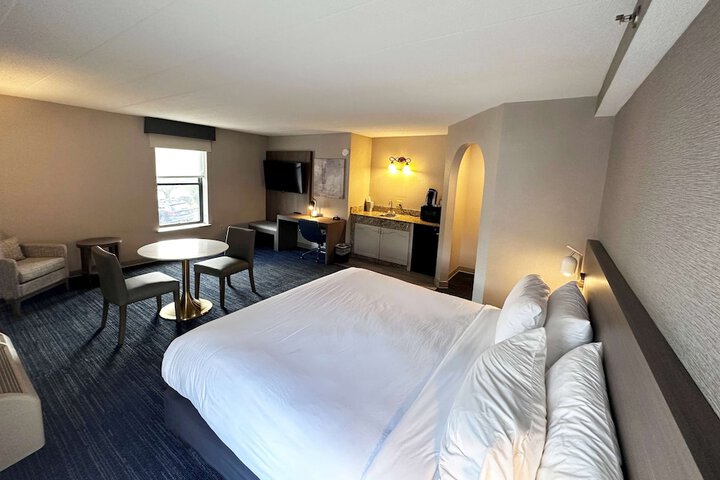 Room 7 of 21