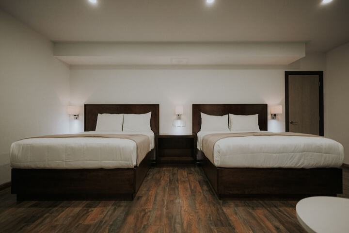 Room 17 of 161