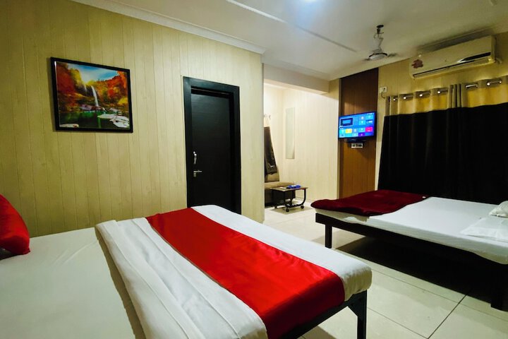 Hotel Uday Palace
