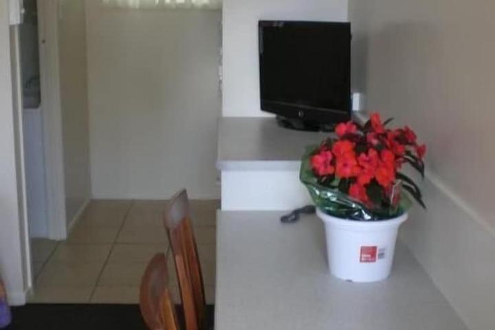 Room 13 of 28