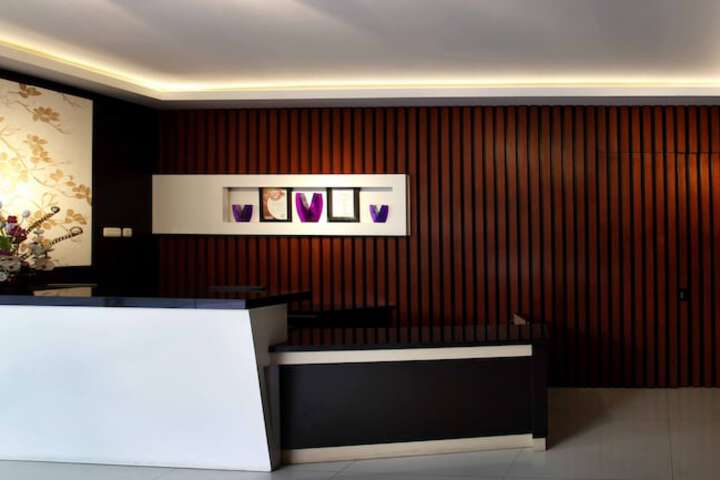 Hotel Interior 4 of 34