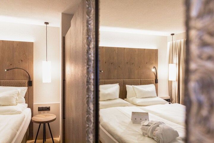 Room 9 of 55