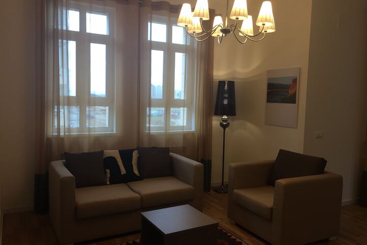 Room 11 of 21