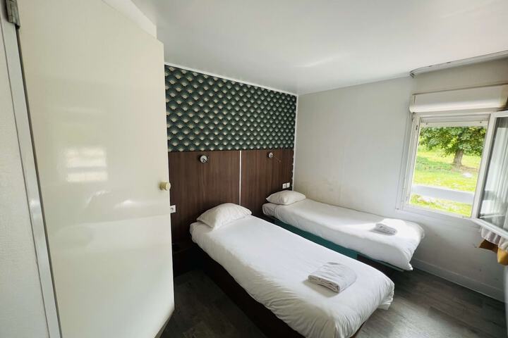 Room 29 of 51