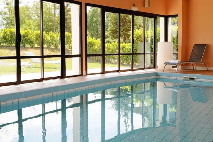 Pool 79 of 113