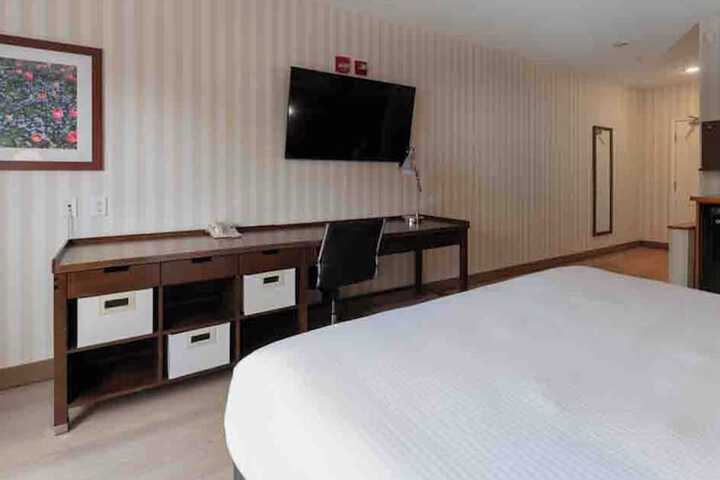 Room 60 of 119