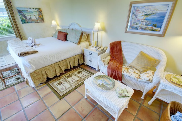 Room 10 of 51