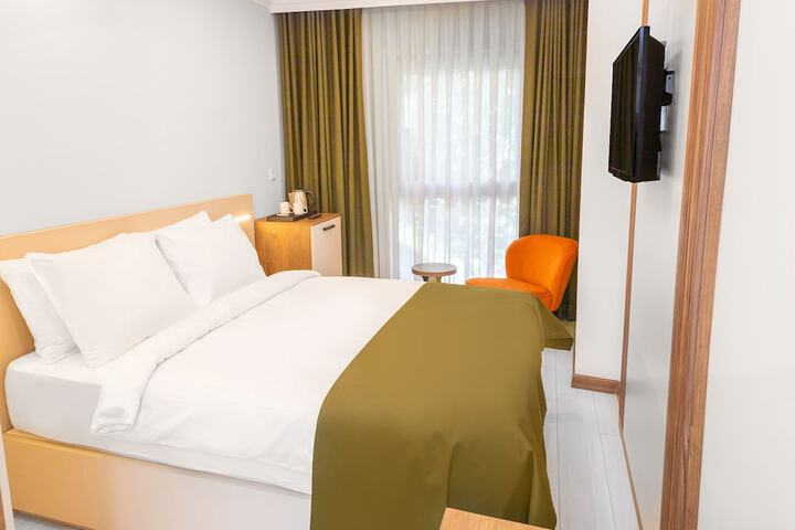 Room 7 of 46