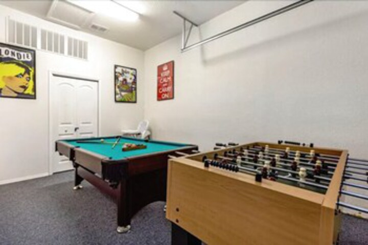 Room 13 of 48