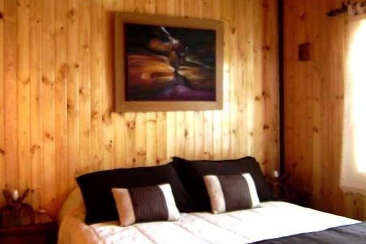 Room 5 of 25