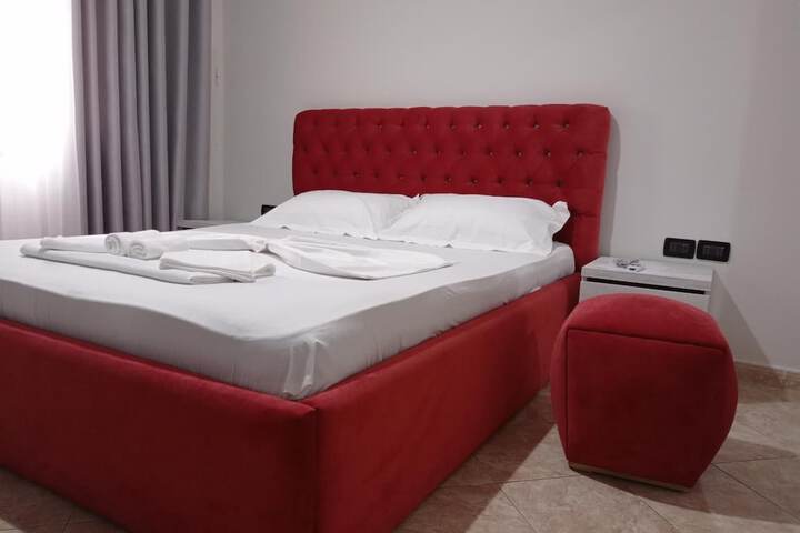 Room 28 of 51