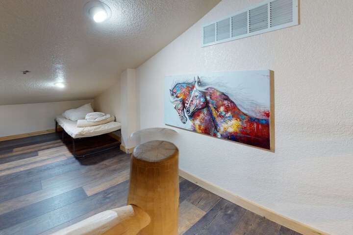 Room 15 of 79