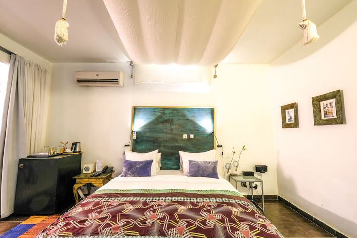 Room 5 of 45