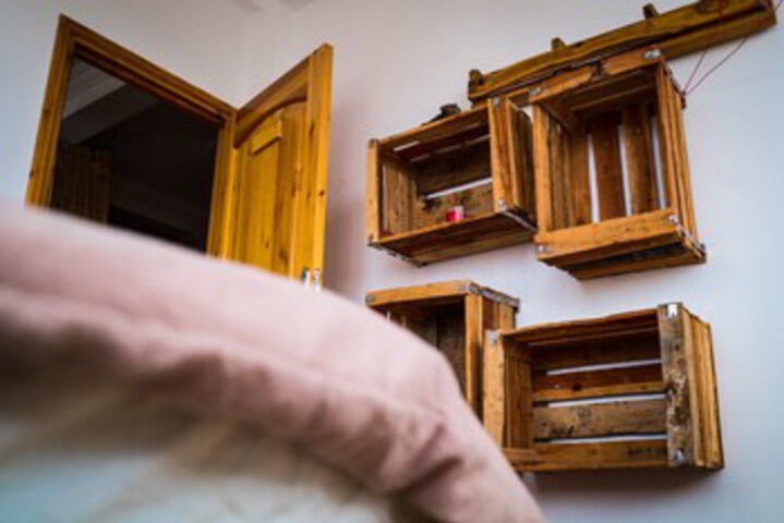 Room 25 of 36