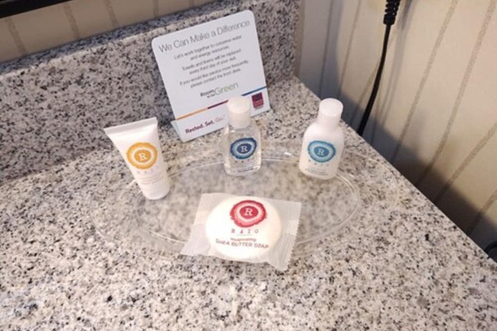 Bathroom amenities