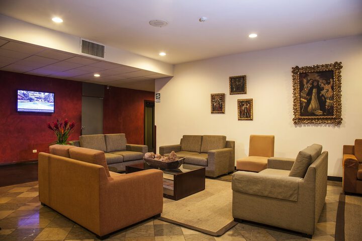 Guest Lobby