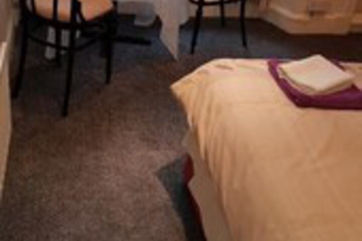 Room 62 of 105