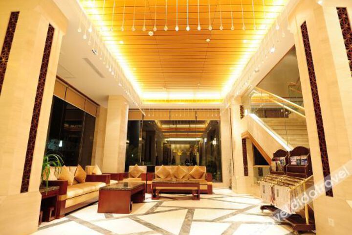 Hotel Interior 5 of 10