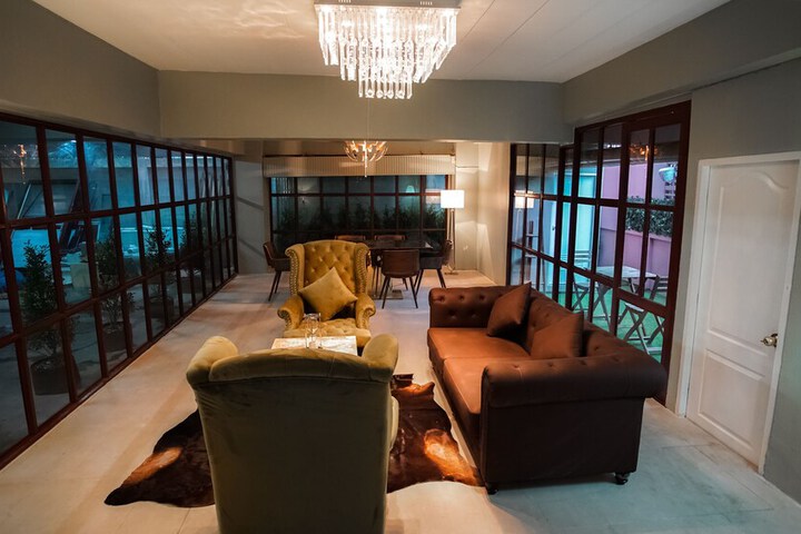 Hotel Interior 6 of 39