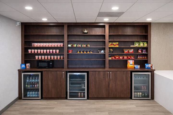 Snack bar