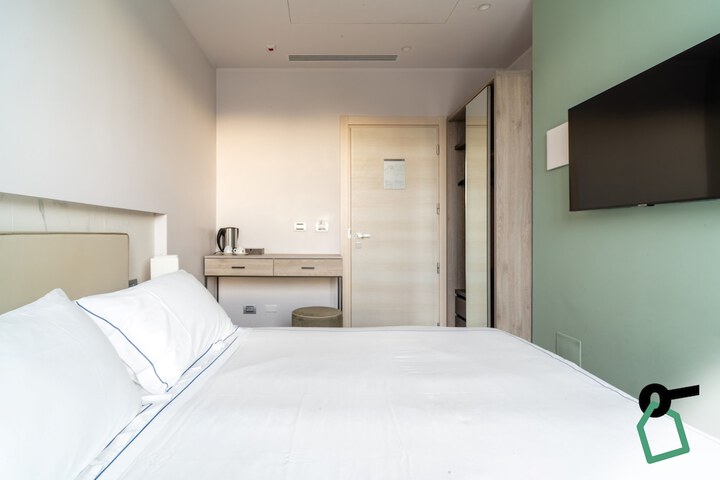 Room 18 of 44