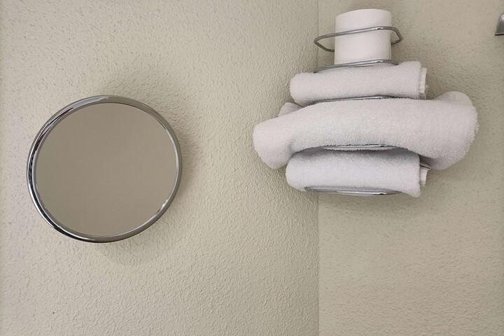 Room 14 of 28