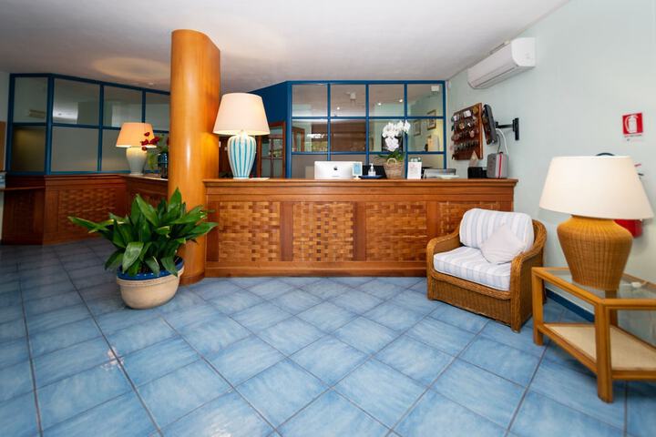 Hotel Interior 5 of 81
