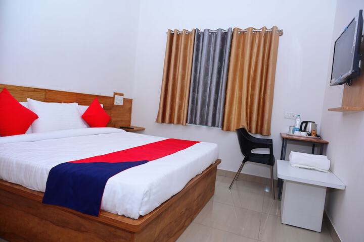 Room 7 of 15